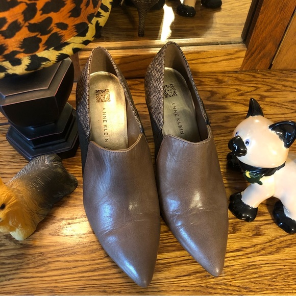 Yummy AK Yanessi booties- Sz 8.5 - Picture 3 of 9